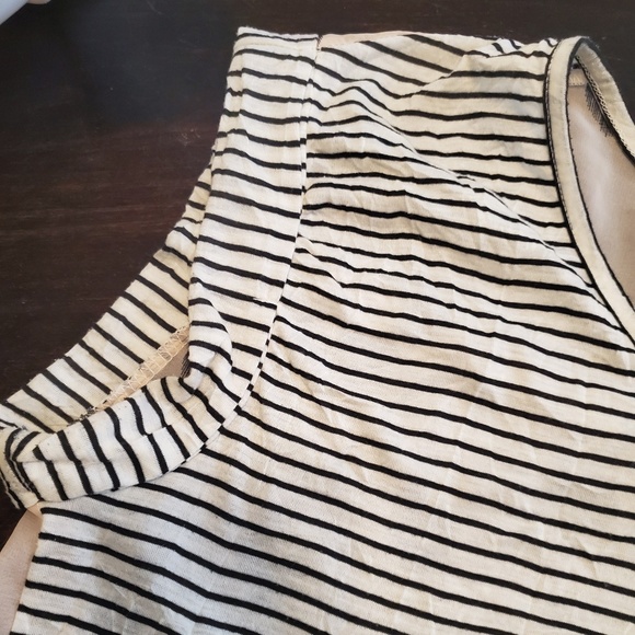 Sheer High Low Top - Picture 3 of 5